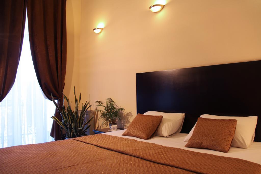 Hotel Business Apartments Dnipro Luaran gambar
